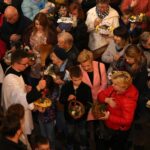 Bazylika Katedralna w Kielcach. Święcenie pokarmów / Robert Felczak / Radio Kielce