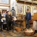 Bazylika Katedralna w Kielcach. Święcenie pokarmów / Robert Felczak / Radio Kielce