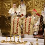 Bazylika Katedralna w Kielcach. Msza Święta Krzyżma / Robert Felczak / Radio Kielce