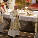 Bazylika Katedralna w Kielcach. Msza Święta Krzyżma / Robert Felczak / Radio Kielce