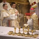 Bazylika Katedralna w Kielcach. Msza Święta Krzyżma / Robert Felczak / Radio Kielce