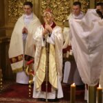 Bazylika Katedralna w Kielcach. Uroczysta Msza Wieczerzy Pańskiej / Robert Felczak / Radio Kielce