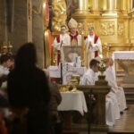 Bazylika Katedralna w Kielcach. Uroczysta Msza Wieczerzy Pańskiej / Robert Felczak / Radio Kielce