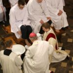 Bazylika Katedralna w Kielcach. Uroczysta Msza Wieczerzy Pańskiej / Robert Felczak / Radio Kielce