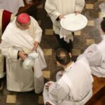 Bazylika Katedralna w Kielcach. Uroczysta Msza Wieczerzy Pańskiej / Robert Felczak / Radio Kielce