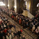 Bazylika Katedralna w Kielcach. Uroczysta Msza Wieczerzy Pańskiej / Robert Felczak / Radio Kielce