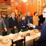 Kielce. Wielkanocne śniadanie dla bezdomnych, ubogich i samotnych / Robert Felczak / Radio Kielce