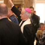 Kielce. Wielkanocne śniadanie dla bezdomnych, ubogich i samotnych / Robert Felczak / Radio Kielce