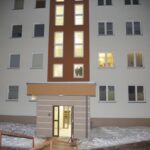 31.01.2017 Kielce. Policja wyjaśnia okoliczności tragedii, do jakiej doszło dziś w jednym z mieszkań w bloku przy ulicy Daszyńskiego / Jarosław Kubalski / Radio Kielce