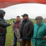 „Interwencja”. Rolnicy z Podlesia skarżą się, że odszkodowania za zniszczone przez dziki uprawy i łąki są zbyt niskie. / Krzysztof Bujnowicz / Radio Kielce