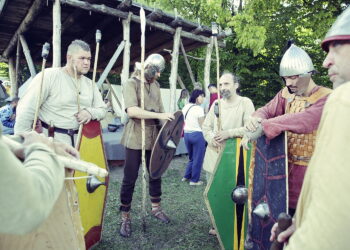 13.08.2016 Nowa Słupia. Festyn archeologiczny Dymarki Świętokrzyskie. / Jarosław Kubalski / Radio Kielce