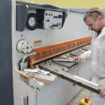 31.03.2017 Kutno. AMZ Kutno. Produkcja zabudów specjalnych samochodów użytkowych. / Jarosław Kubalski / Radio Kielce