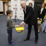 07.04.2017 Kielce. Finał konkursu na najpiękniejszą Marzannę w Studiu Gram Radia Kielce. / Jarosław Kubalski / Radio Kielce