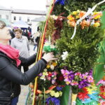 09.04.2017 Chmielnik. Niedziela Palmowa. Konkurs na najpiękniejszą palmę. / Jarosław Kubalski / Radio Kielce