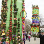 09.04.2017 Chmielnik. Niedziela Palmowa. Konkurs na najpiękniejszą palmę. / Jarosław Kubalski / Radio Kielce