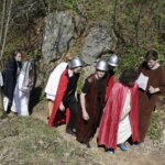 10.04.2017 Kielce.  Droga Krzyżowa na Kadzielni przygotowana przez młodzież z Liceum im. Juliusza Słowackiego. / Jarosław Kubalski / Radio Kielce