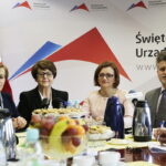 12.04.2017 Kielce. Konferencja u wojewody. podsumowanie programu 500 plus / Jarosław Kubalski / Radio Kielce