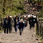 14.04.2017 Droga Krzyżowa z Nowej Słupi na Święty Krzyż. / Jarosław Kubalski / Radio Kielce