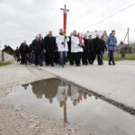 17.04.2017 Suków. Procesja Emaus. / Jarosław Kubalski / Radio Kielce