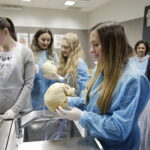 21.04.2017 Kielce. UJK. Wydział Lekarski i Nauk o Zdrowiu. Dzień otwarty. / Jarosław Kubalski / Radio Kielce