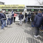 Kolporter Arena. Kolejka po bilety / Jarosław Kubalski / Radio Kielce