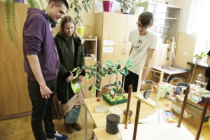 22.04.2017 Kielce. Piknik Edukacyjny w Liceum Ogólnokształcącym nr VI im. Juliusza Słowackiego / Jarosław Kubalski / Radio Kielce