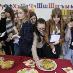 22.04.2017 Kielce. Piknik Edukacyjny w Liceum Ogólnokształcącym nr VI im. Juliusza Słowackiego / Jarosław Kubalski / Radio Kielce