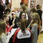 22.04.2017 Kielce. Piknik Edukacyjny w Liceum Ogólnokształcącym nr VI im. Juliusza Słowackiego / Jarosław Kubalski / Radio Kielce