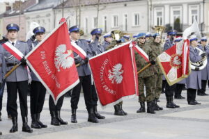 24.04.2017 Kielce. Marsz Katyński rozpoczął obchody Tygodnia Katyńskiego. / Jarosław Kubalski / Radio Kielce