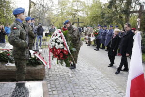 24.04.2017 Kielce. Marsz Katyński rozpoczął obchody Tygodnia Katyńskiego. / Jarosław Kubalski / Radio Kielce