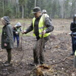 26.04.2017 Kielce. Sadzenie drzewek na Gruchawce. / Jarosław Kubalski / Radio Kielce