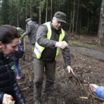 26.04.2017 Kielce. Sadzenie drzewek na Gruchawce. / Jarosław Kubalski / Radio Kielce
