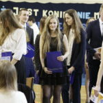 28.04.2017 Kielce. IV LO. Koniec roku szkolnego dla maturzystów. / Jarosław Kubalski / Radio Kielce