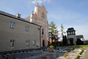 Opatów. Klasztor i Kościół Bernardynów w Opatowie / Robert Felczak / Radio Kielce