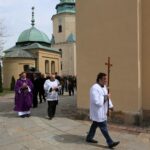 Bazylika Katedralna w Kielcach. Pogrzeb Jana Wilczyńskiego, prezesa Miejskiego Przedsiębiorstwa Energetyki Cieplnej w Kielcach / Robert Felczak / Radio Kielce