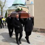 Bazylika Katedralna w Kielcach. Pogrzeb Jana Wilczyńskiego, prezesa Miejskiego Przedsiębiorstwa Energetyki Cieplnej w Kielcach / Robert Felczak / Radio Kielce