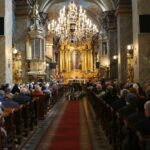 Bazylika Katedralna w Kielcach. Pogrzeb Jana Wilczyńskiego, prezesa Miejskiego Przedsiębiorstwa Energetyki Cieplnej w Kielcach / Robert Felczak / Radio Kielce