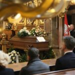 Bazylika Katedralna w Kielcach. Pogrzeb Jana Wilczyńskiego, prezesa Miejskiego Przedsiębiorstwa Energetyki Cieplnej w Kielcach / Robert Felczak / Radio Kielce