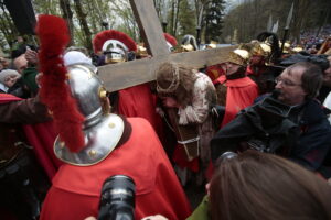 Uroczystości wielkopiątkowe w Kalwarii Zebrzydowskiej (14 kwietnia 2017 r.) / Włodzimierz Batóg / Radio Kielce