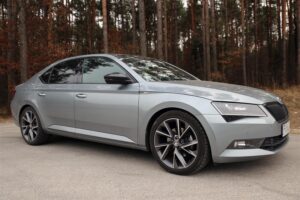 Skoda Superb / Robert Felczak / Radio Kielce