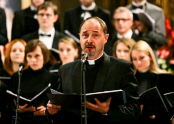 14.10.2016 Kielce. Koncert jubileuszowy Krzyż i Orzeł 1050 lat od Chrztu Mieszka w Katedrze. / Wojciech Habdas / Radio Kielce