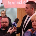 Busko-Zdrój. Protest kupców przeciwko planom władz miasta, które chcą przenieść pasaż handlowy / Grzegorz Jamka / Radio Kielce