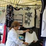 Busko-Zdrój. Protest kupców przeciwko planom władz miasta, które chcą przenieść pasaż handlowy / Grzegorz Jamka / Radio Kielce