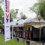 Busko-Zdrój. Protest kupców przeciwko planom władz miasta, które chcą przenieść pasaż handlowy / Grzegorz Jamka / Radio Kielce