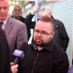 Busko-Zdrój. Protest kupców przeciwko planom władz miasta, które chcą przenieść pasaż handlowy / Grzegorz Jamka / Radio Kielce