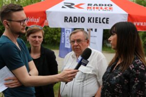 Kielce. Mieszkańcy gruntowej ulicy Mikołaja Reja domagają się modernizacji drogi / Krzysztof Bujnowicz / Radio Kielce