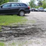 Kielce. Mieszkańcy gruntowej ulicy Mikołaja Reja domagają się modernizacji drogi / Krzysztof Bujnowicz / Radio Kielce