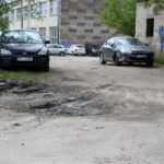 Kielce. Mieszkańcy gruntowej ulicy Mikołaja Reja domagają się modernizacji drogi / Krzysztof Bujnowicz / Radio Kielce