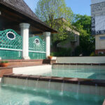 Jędrzejów. Ogród Czasu w muzeum im. Przypkowskich (17 maja 2017 r.) / Ewa Pociejowska - Gawęda / Radio Kielce