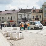 Montaż donic na kieleckim Rynku (16 maja 2017 r.) / Marzena Mąkosa / Radio Kielce